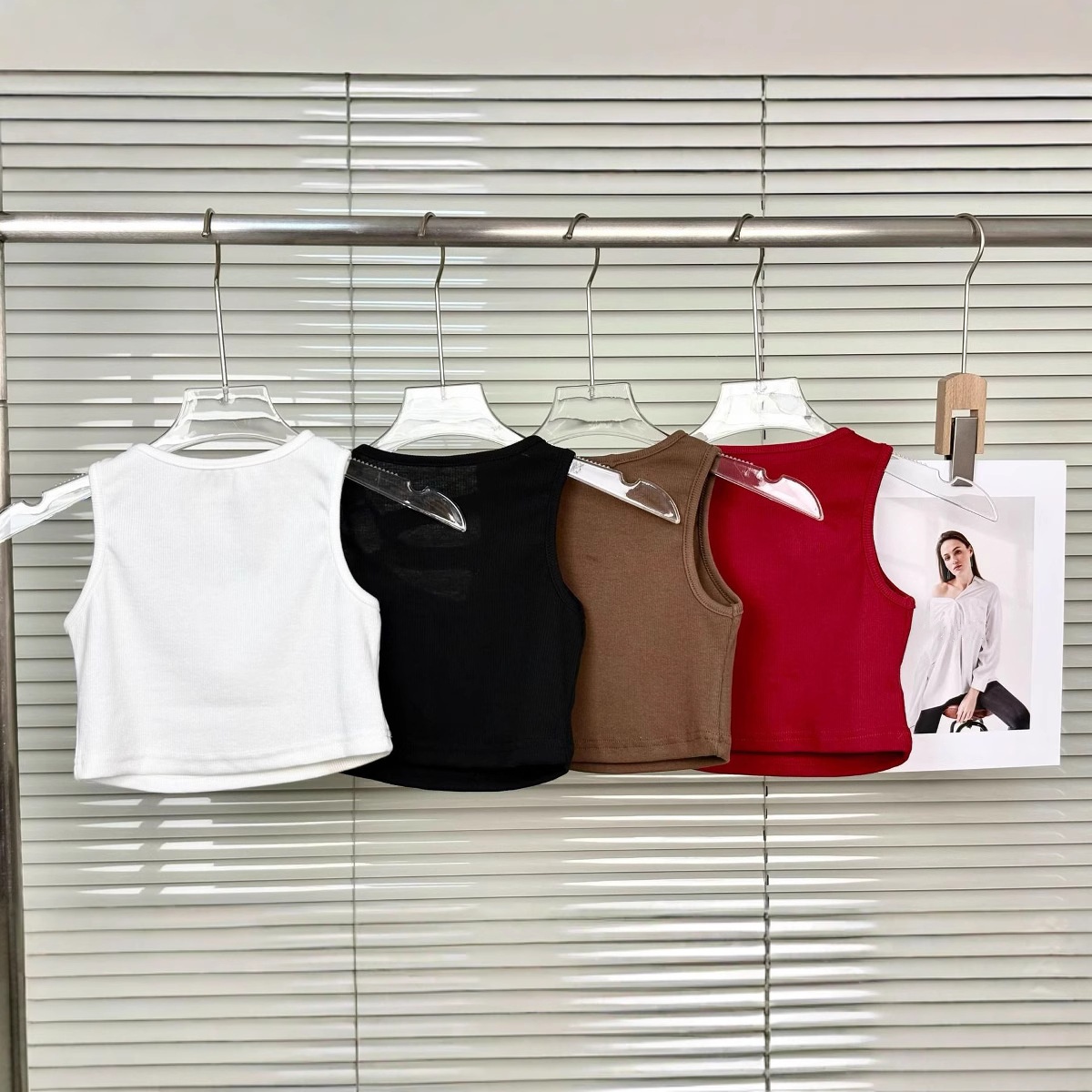 قمصان بدون أكمام مضلعة للفتيات - مراجعة Tank Top Ribbed وسعره