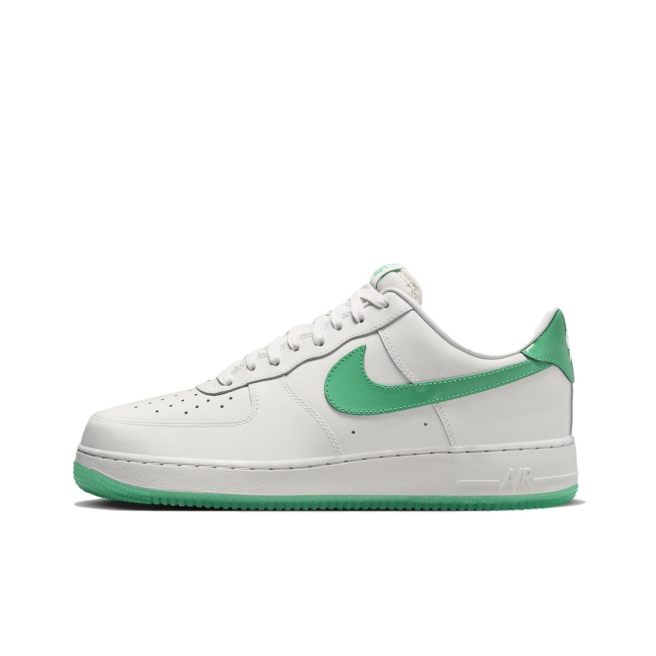 حذاء نايك إير فورس 1 للرجال من - مراجعة Nike Shoes Air Force 1 وسعره